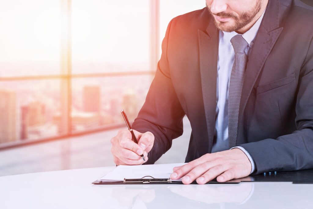 The Leadership Debrief - Questions to Ask Yourself Before 2026